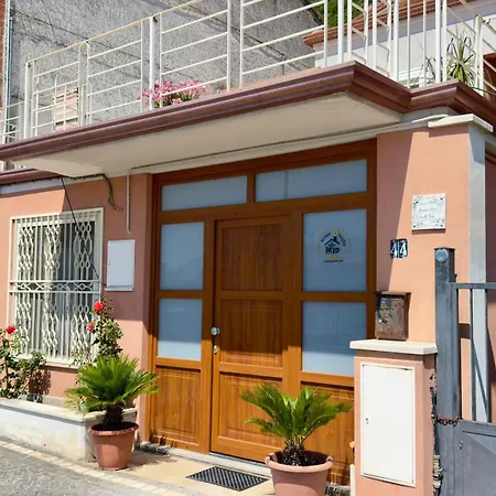 La Dimora Di Pako Apartmán *